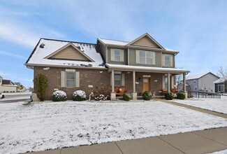 3441 Chippewa Dr, Belleville, IL 62221
