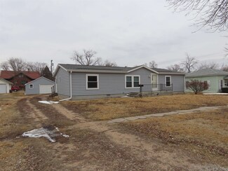 164 S 4th St, David City, NE 68632
