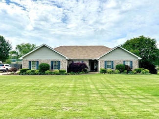 109 Meadow St, Fulton, MS 38843