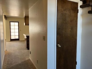40 N 19th Ave, Lemoore, CA 93245