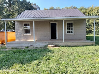 2520 Mentor Rd, Louisville, TN 37777