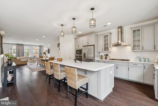 23056 Sullivans Cove Square, Brambleton, VA 20148