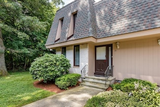 10 Grove Square, Randolph, MA 02368
