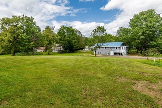 136 Day Rd, Gorham, ME 04038