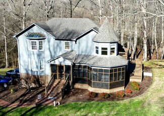 136 Oak Ridge Ln, Danville, VA 24541