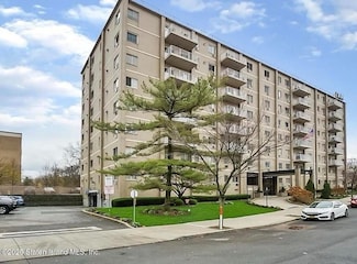 6 New Ln Unit 4B, Staten Island, NY 10305