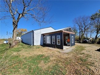 5985 NW Fairview Rd, Maysville, MO 64469