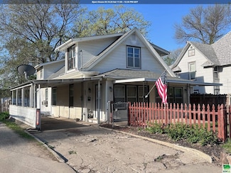 2806 2nd St, Sioux City, IA 51105