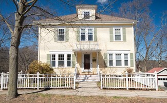 23 Holland Rd, Melrose, MA 02176
