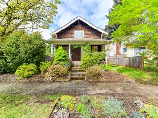 715 NE 62nd Ave, Portland, OR 97213