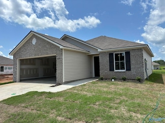 4022 Hudson Ct SW, Decatur, AL 35603