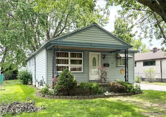 757 60th St, Niagara Falls, NY 14304