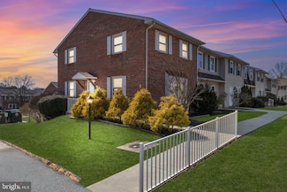 120 Dew Drop Ct, York, PA 17403