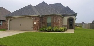 217 Pipers Ln, Sulphur, LA 70665