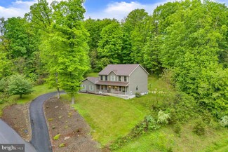 78 Oak Run Rd, Lock Haven, PA 17745