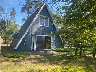 218 W 11 Mile Rd, Irons, MI 49644