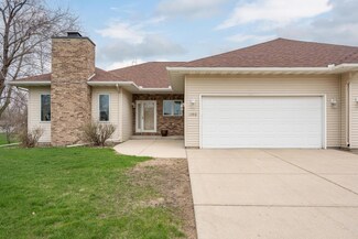 1390 Edinburgh Place NE, Owatonna, MN 55060
