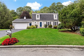 72 Tomahawk Cir, Saunderstown, RI 02874