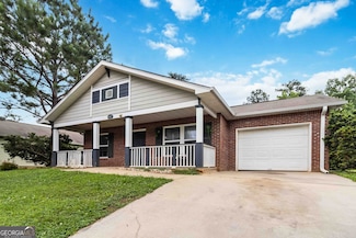 1147 Dunivin Dr, Jonesboro, GA 30238