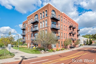 801 Monroe Ave NW Unit 402, Grand Rapids, MI 49503