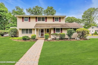 1 Barbara Ln, Oakhurst, NJ 07755