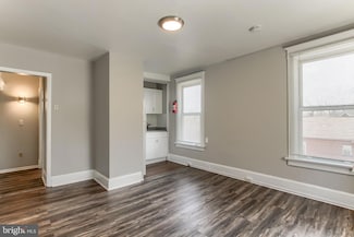 2108 Walnut St, Harrisburg, PA 17103
