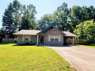 205 Cherry St, Mena, AR 71953