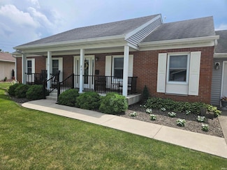 871 W Swartzell Dr, Rensselaer, IN 47978