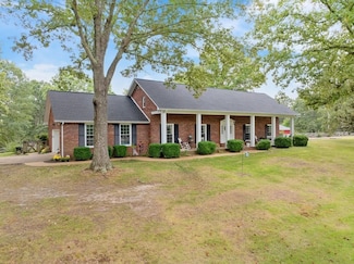 255 Hartley Rd, Camden, TN 38320