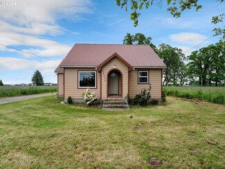 22430 Boones Ferry Rd NE, Aurora, OR 97002