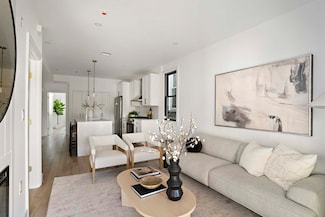100 Bennington St Unit 3, Boston, MA 02128