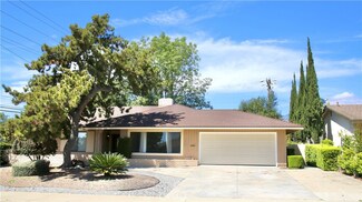 1097 Syracuse Dr, Claremont, CA 91711
