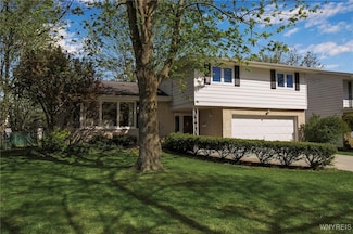 129 Summerview Rd, Buffalo, NY 14221