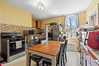 128 Chestnut Ave, Jersey City, NJ 07306