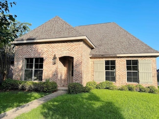 328 Shelby Claire Dr, Houma, LA 70360
