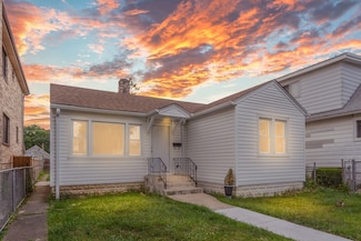 3304 N Ozanam Ave, Chicago, IL 60634