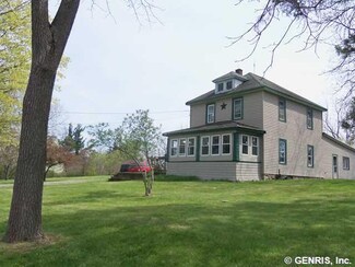 1254 Indian Falls Rd, Corfu, NY 14036