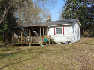 322 Warren St, Edward, NC 27821