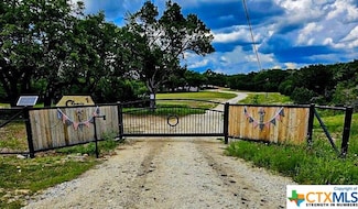 1841 Oak Meadows, Canyon Lake, TX 78133