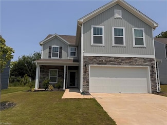 1843 Gatehouse View Dr, Winston Salem, NC 27127
