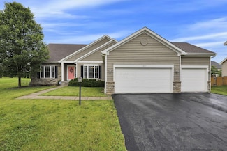 217 Warbler Ct, Pickerington, OH 43147