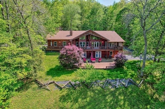 409 Shady Ln, Mineral Bluff, GA 30559