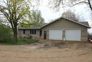 301 Venn St, Sherburn, MN 56171