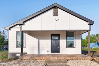 503 N Hopkins Ave, Corsicana, TX 75110