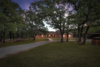 10537 Lone Star Rd, Weatherford, TX 76088