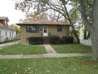 2720 Ezekiel Ave, Zion, IL 60099
