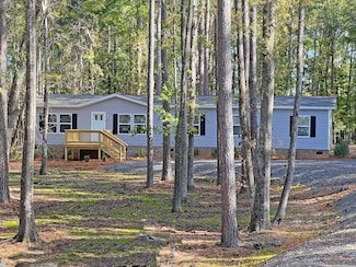 1207 Edmonds Way, Summerton, SC 29148