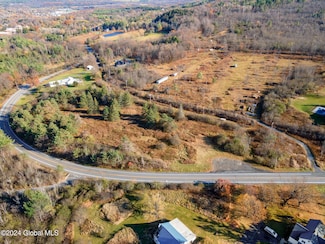 L53, Knox, NY 12107