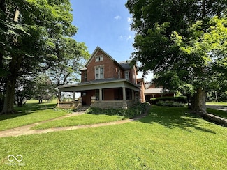 8220 College Corner Rd, Centerville, IN 47330