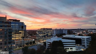 11710 Old Georgetown Rd Unit 1221, North Bethesda, MD 20852